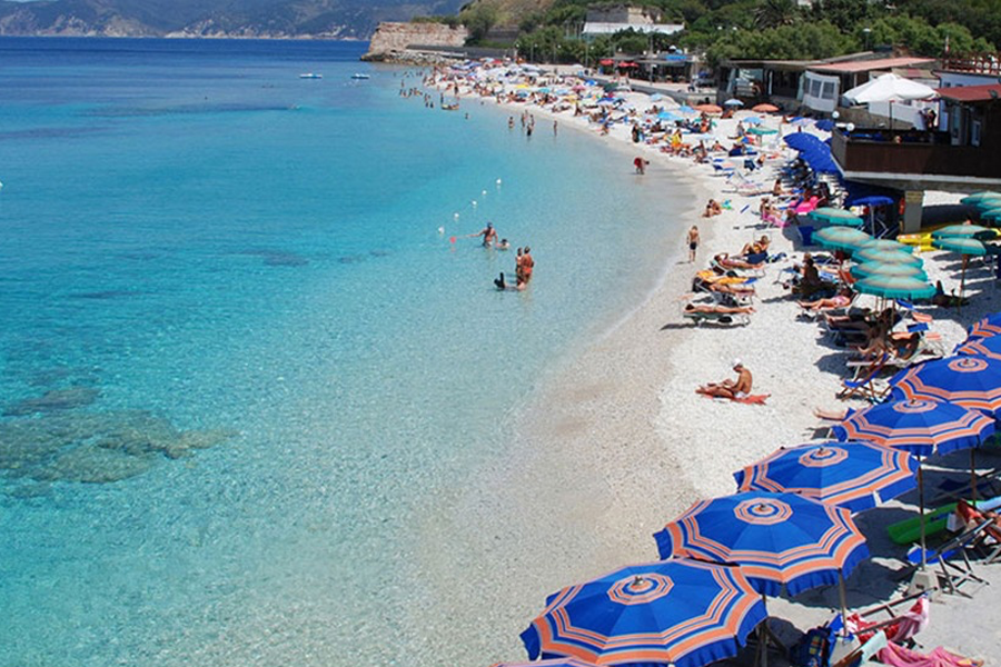 Spiaggia delle Ghiaie a Portoferraio, Isola d'Elba