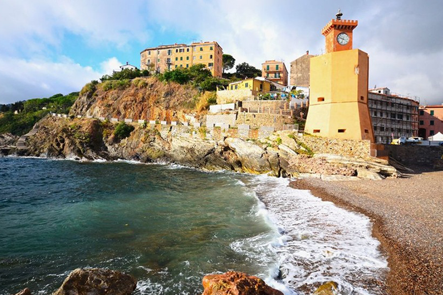 Rio Marina, borgo costiero dell'Isola d'Elba